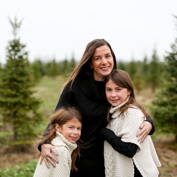 Meet your Posher, Melissa - Picture 1 of 1